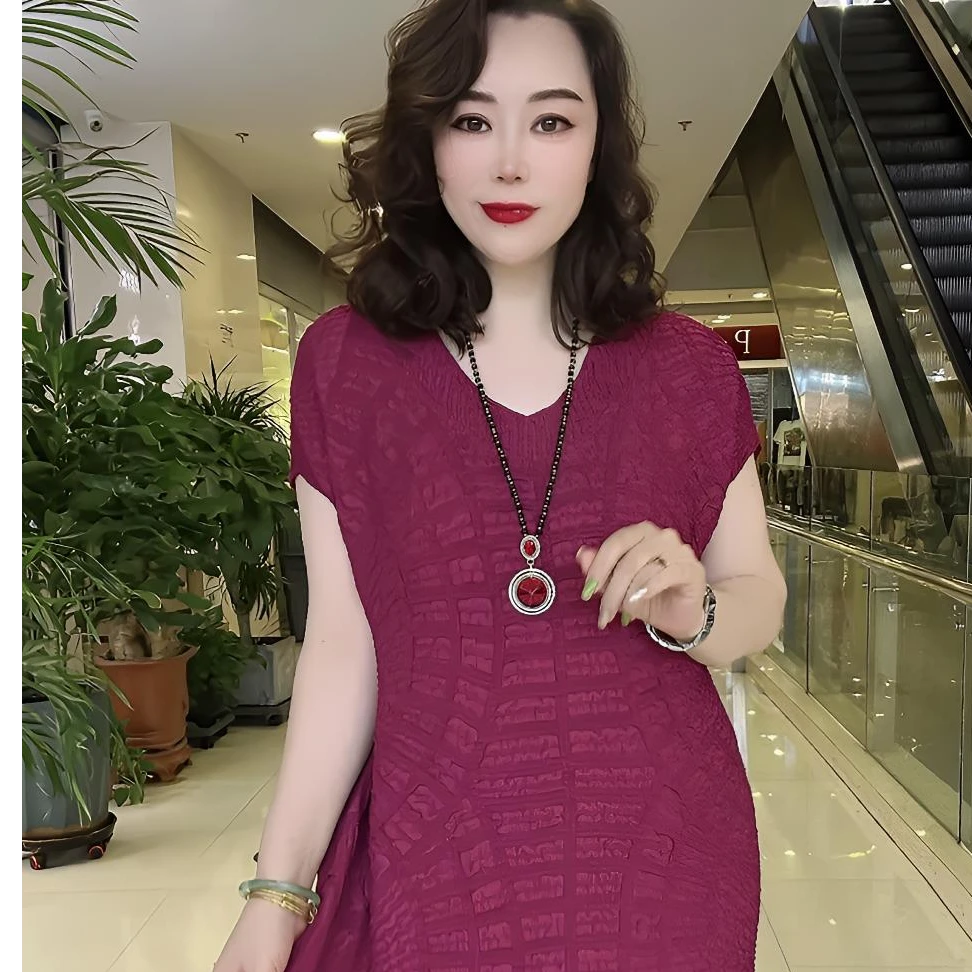 三宅褶皱立体雕花超薄透气夏季海边必备阔太太V领气质连衣裙时尚