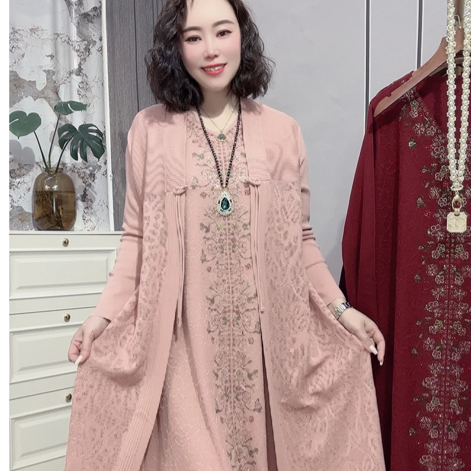 【套裙】2395920冬季新款针织混纺烫钻时尚V领2件套连衣裙妈妈装