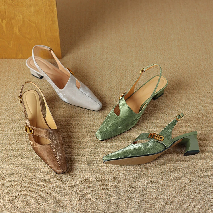 【红袖蔻】2024年夏季新法式真皮包头凉鞋女粗跟镂空一字带中跟7847