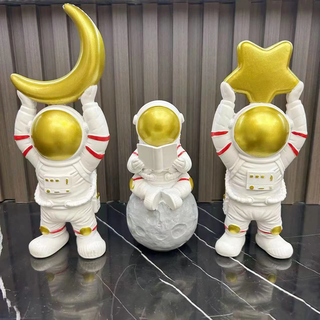 北欧轻奢家居宇航员摆件创意办公室酒柜装饰品现代太空人桌面摆设