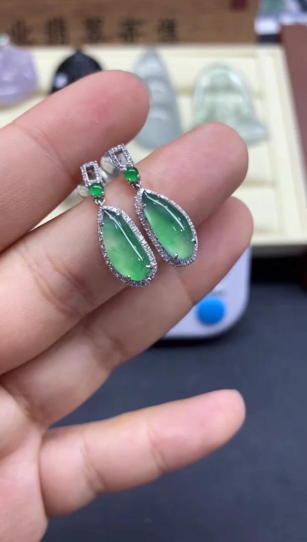 【闪购商品】翡翠耳饰18K金镶嵌51