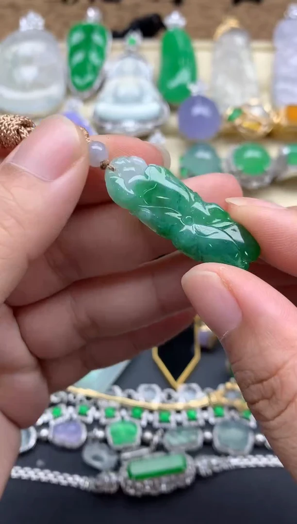 【闪购商品】翡翠颈饰未镶嵌78-中国好珍宝