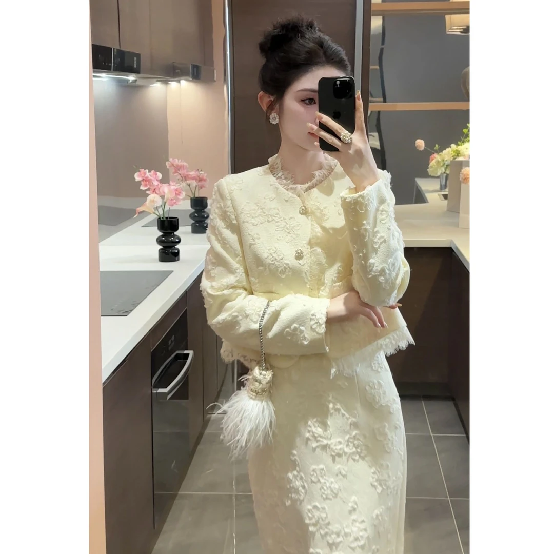 【周粥】【花意】时尚秋冬定制蕾丝立体定位花朵套装女JJQ4TZ5638