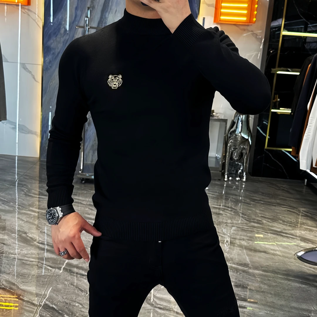 冬季新款男士轻奢百搭半高领虎头刺绣针织毛衣长袖打底