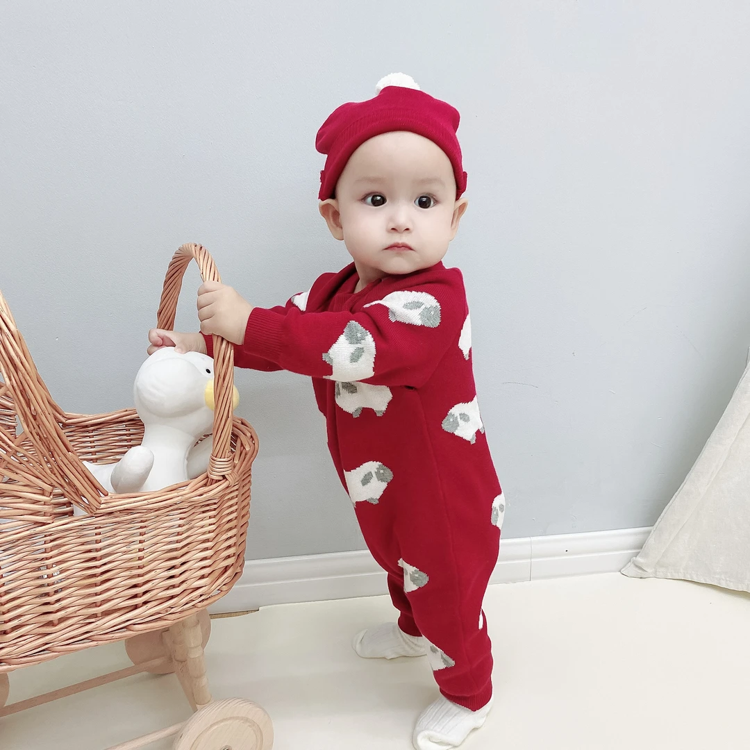 婴儿连体衣秋冬宝宝长袖针织哈衣配帽A类百日周岁爬服新生儿衣服