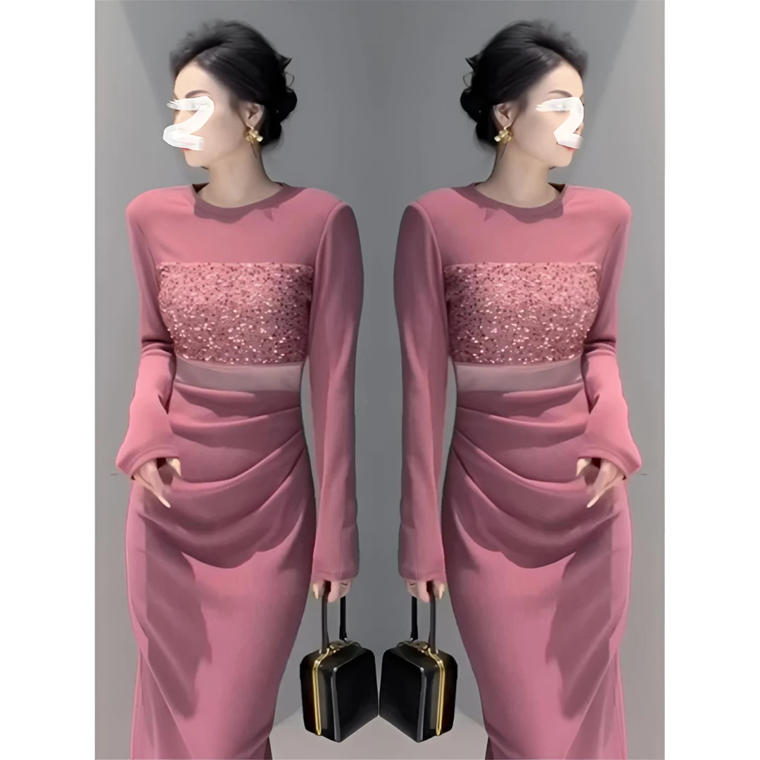 D199 2024年秋冬网红新款时尚高级感轻奢掐褶显瘦亮片拼接连衣裙