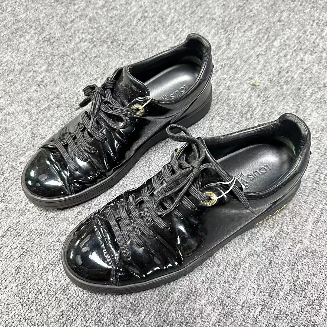 LouisVuitton/路易威登诺曼女鞋折扣 黑色亮皮系带板鞋 36码 559