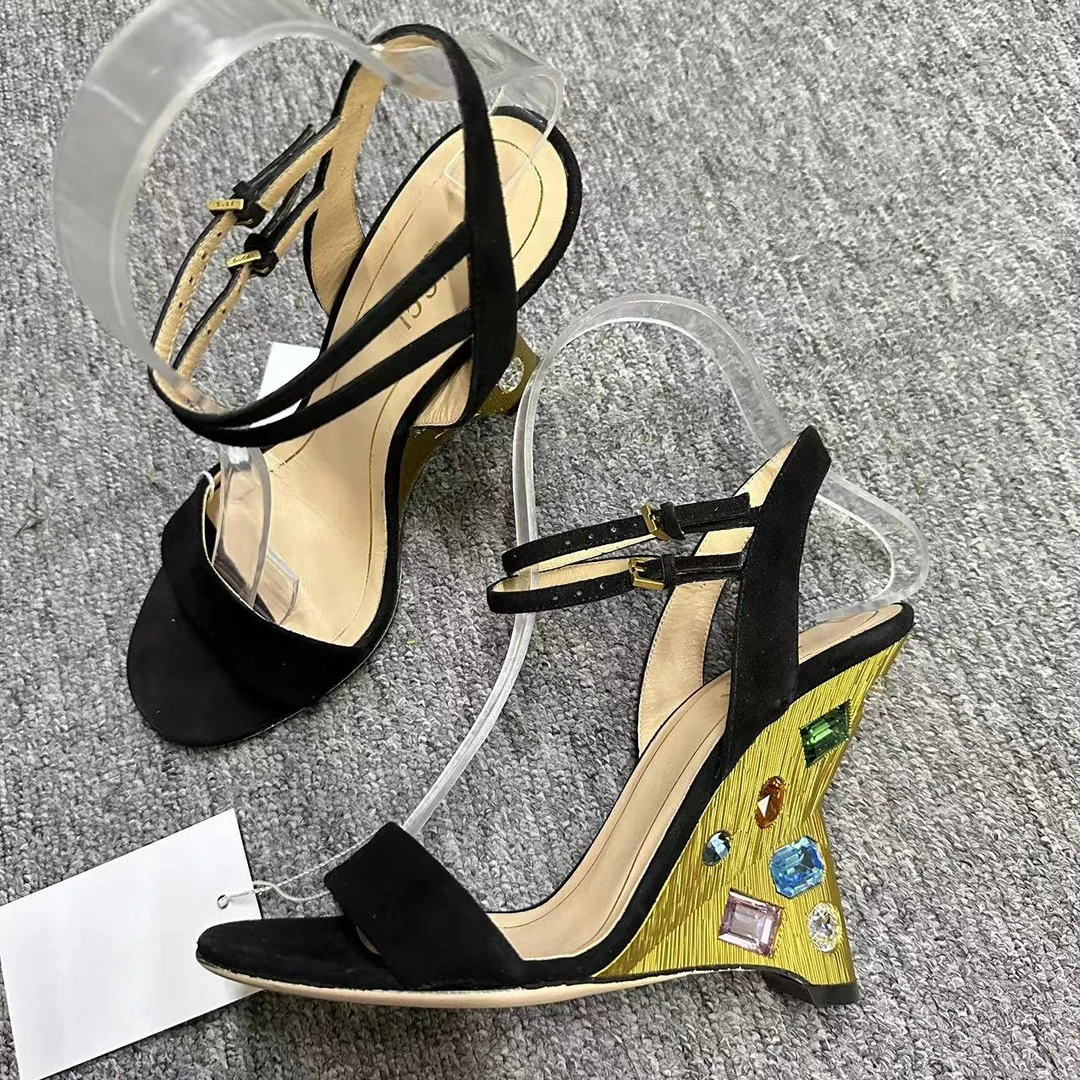 GUCCI/古驰诺曼折扣 黑色拼米白色厚底带钻女士凉鞋 36.5码 1274