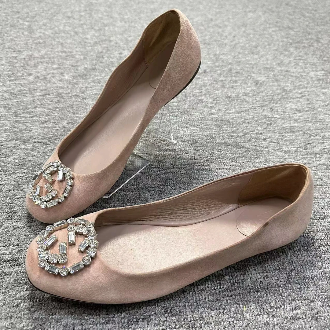 GUCCI/古驰诺曼女鞋折扣 粉色水钻logo平底百搭乐福鞋39码 907