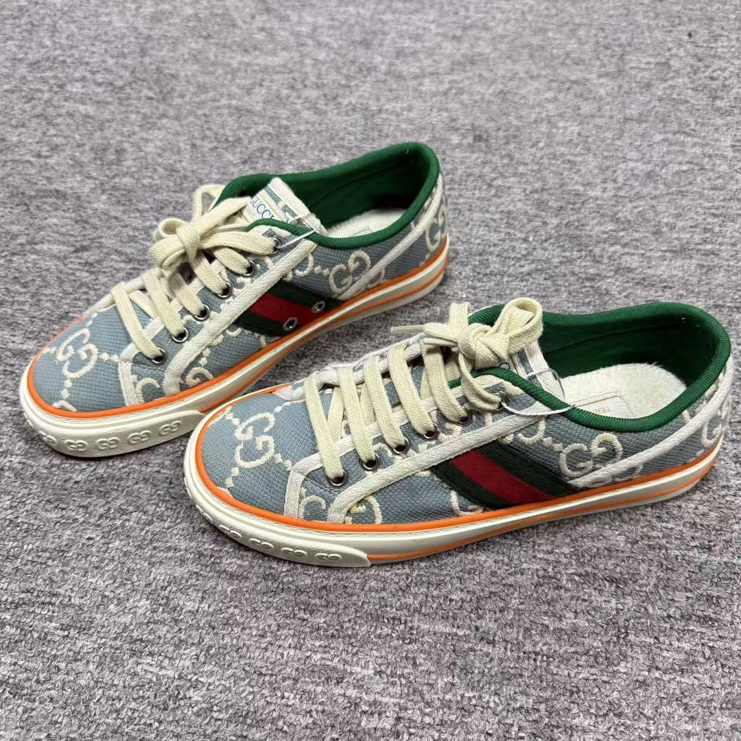 GUCCI/古驰37码/诺曼女鞋折扣 湖水蓝印花1977系列休闲板鞋 1746