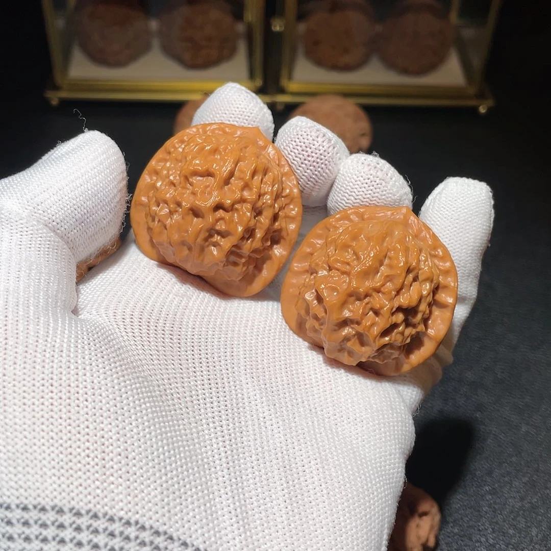 文玩核桃吊坠39瓷娃娃