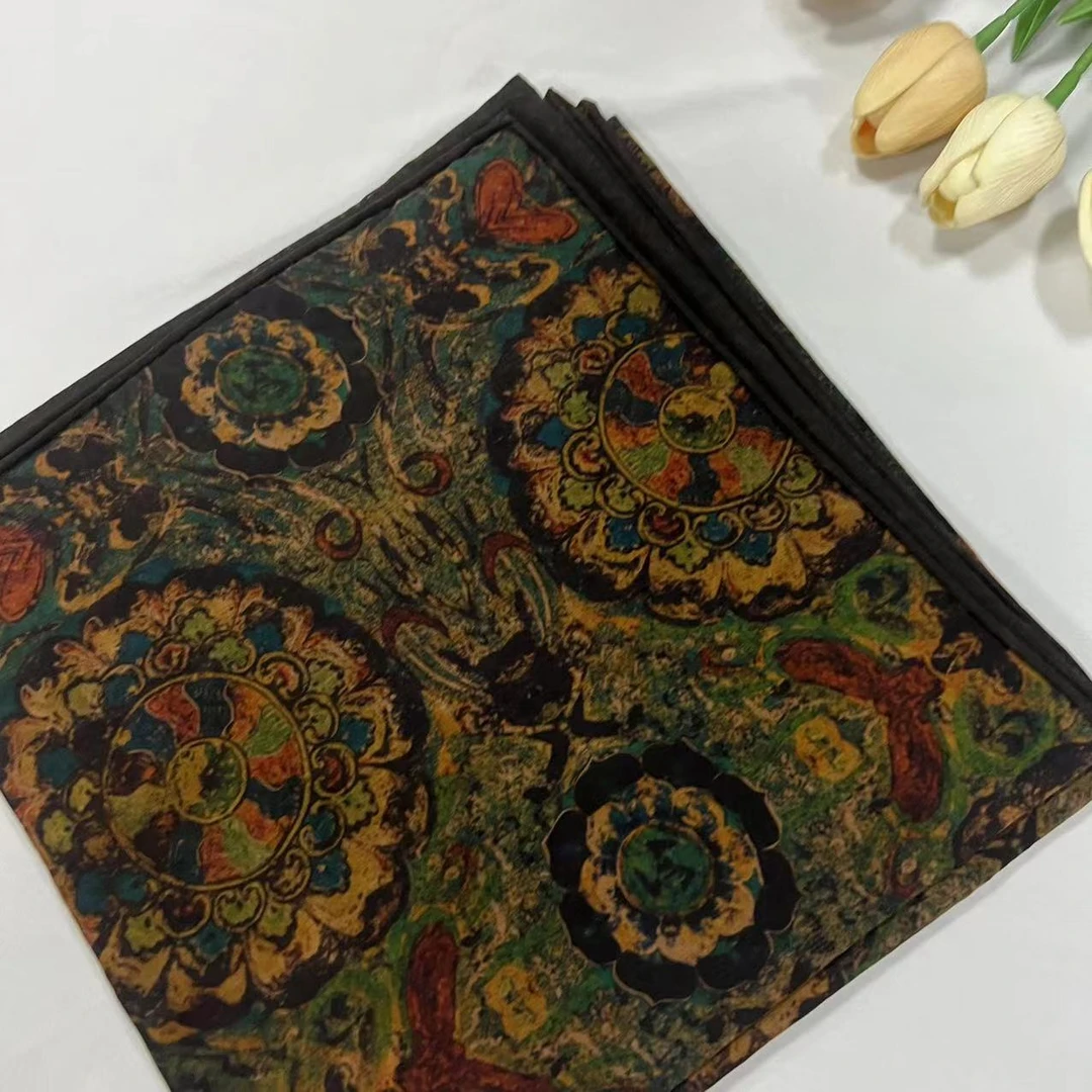 110香云纱方巾-风车花边 40姆米龟裂纹105cm