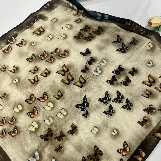 70波尔西斜纹丝绒-蝶舞漫天     65cm丝巾