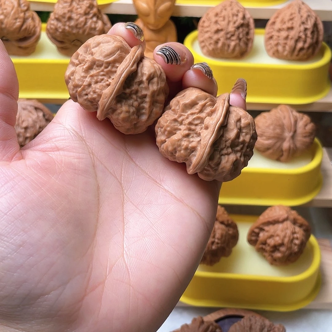 文玩核桃把件蛙蛙