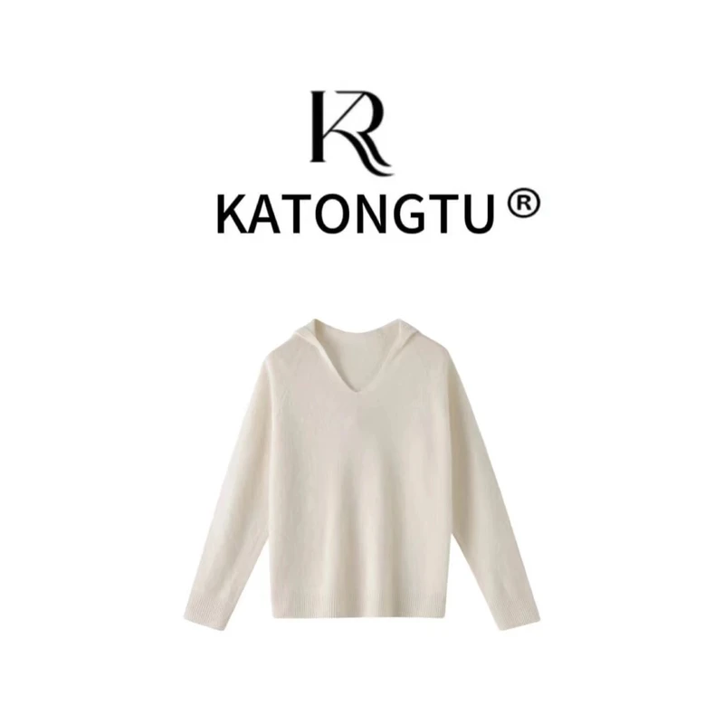 katongtu/卡通兔 【知秋】新款软糯连帽V领百搭针织羊毛衫  YN24197