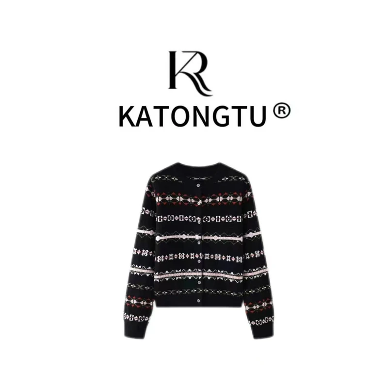 katongtu/卡通兔 【费尔岛】秋冬新款花色复古针织衫毛衣 YN24174