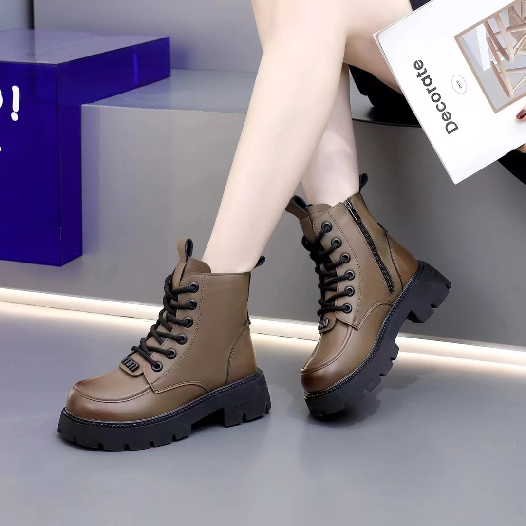 女士品牌加绒马丁靴7810