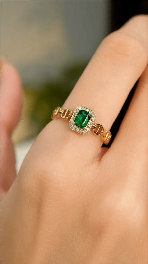 【闪购商品】祖母绿戒指18K金镶嵌40沃顿vb极微油