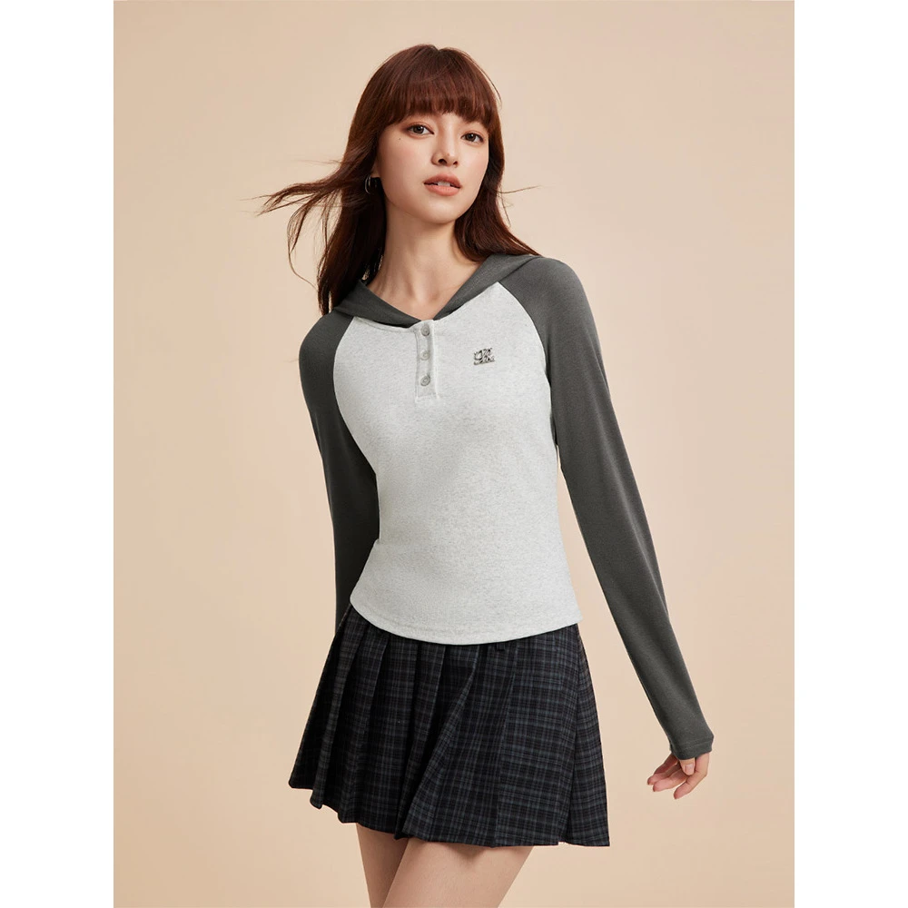 IEF/爱依服2025秋季新款上衣韩版休闲撞色设计连帽减龄时尚卫衣