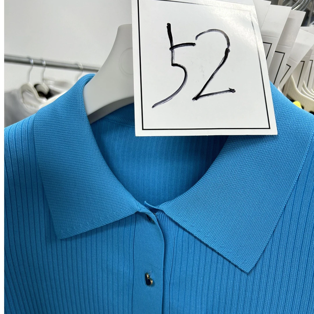 CR--F孤品52-57号针织衫