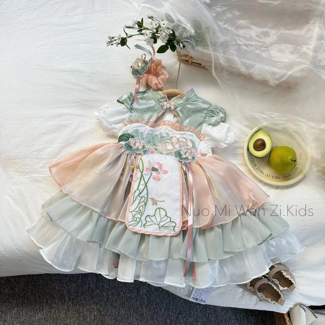 XYGW-7218-儿童时尚新中式刺绣蓬感连衣裙（夏款）