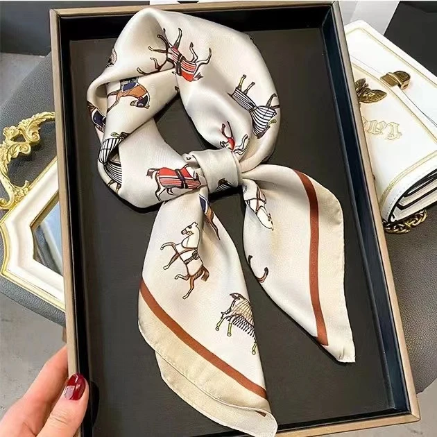 【77老师粉丝专属】小方巾春夏季薄款气质时尚装饰70cm丝巾ins围巾