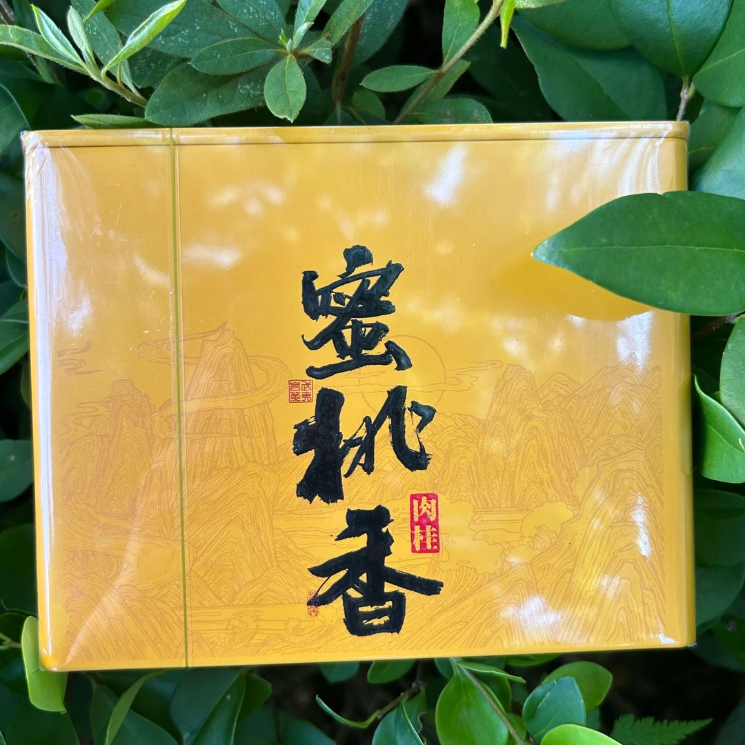 蜜桃香 佳涵 肉桂 武夷岩茶 68克铁盒装 8.5克*8泡