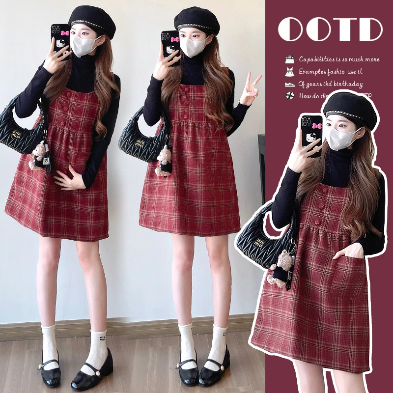 2024新款冬季圣诞款孕妇马甲裙套装新年款复古格子裙甜美