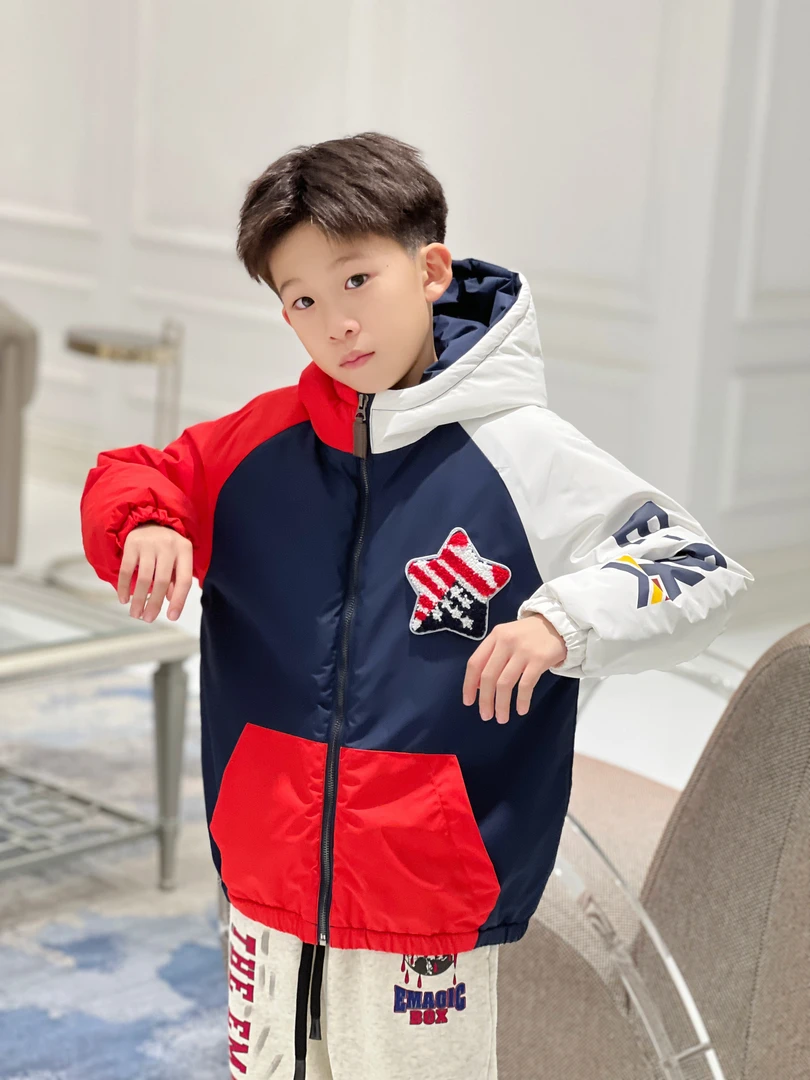 亿洋潮牌童装“英伦冲锋”儿童冬季加棉棉服B5240