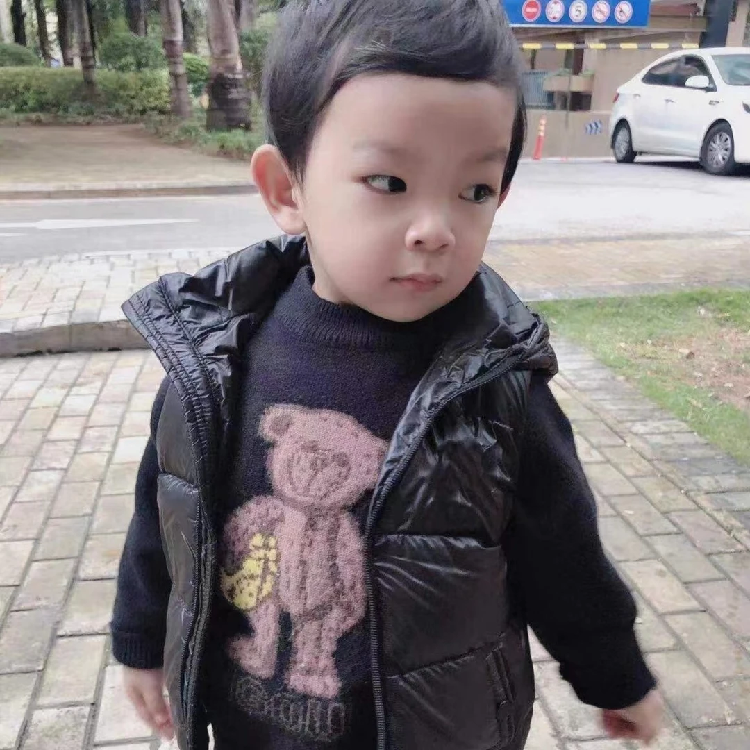 亿洋潮牌童装“经典语录”儿童春秋冬连帽羽绒服马甲1575