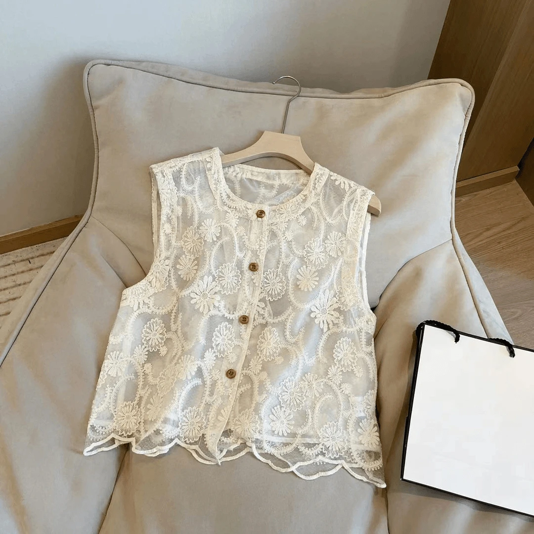 高级感气质轻奢别致无袖蕾丝衫女夏季薄短款外穿马甲背心上衣小衫