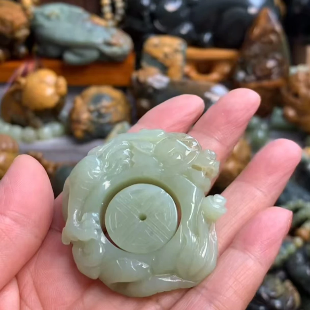 河磨玉手把件雕刻龙