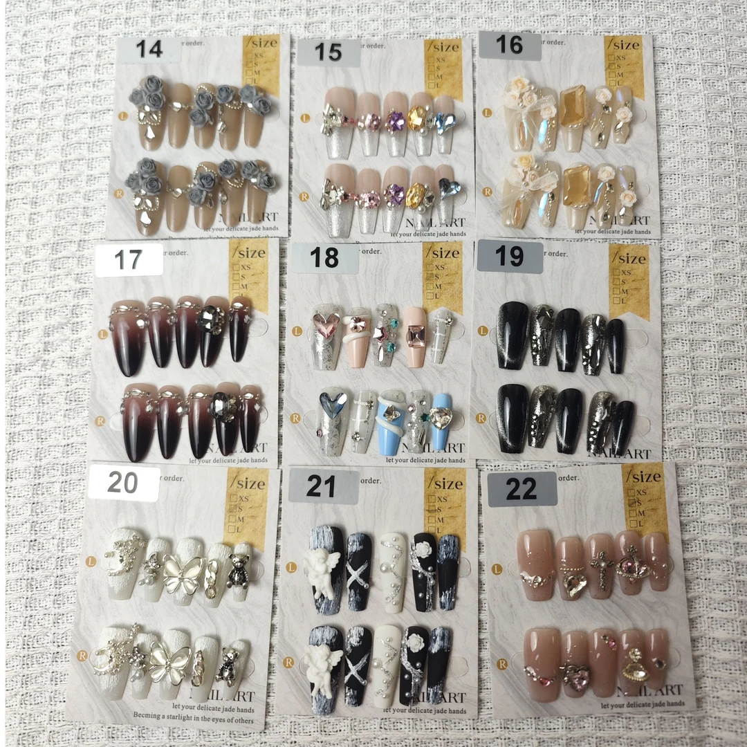 手工穿戴甲适合各种风格款式新颖