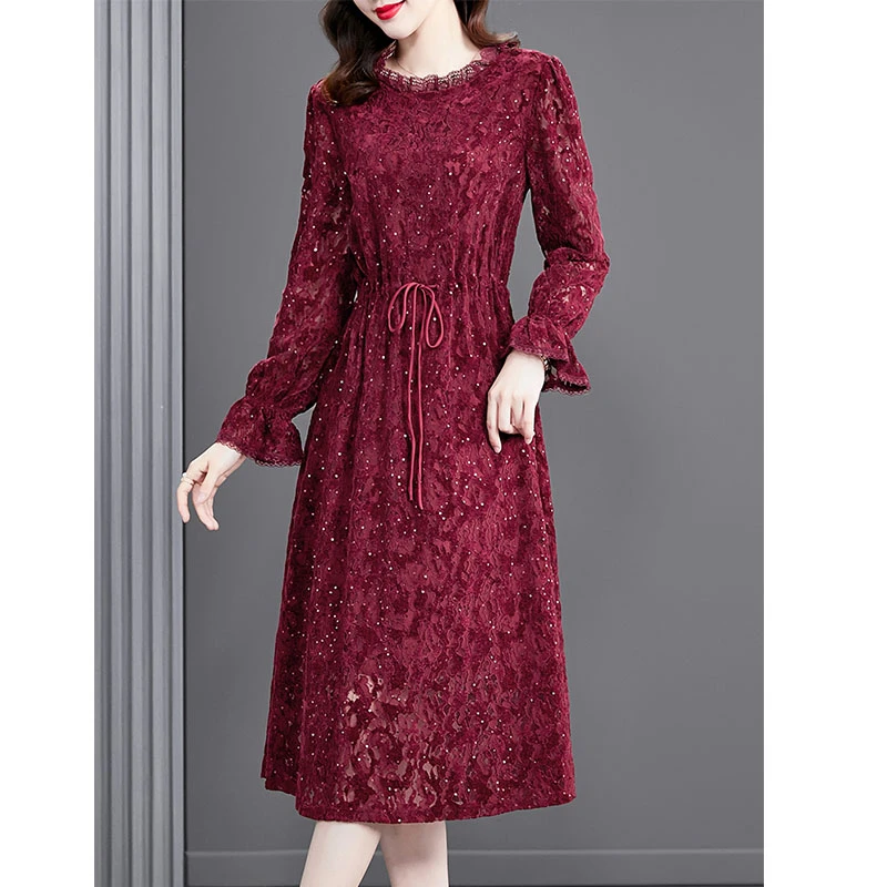 1359红色蕾丝气质连衣裙秋冬高端大气大码女装精致奢华打底裙子