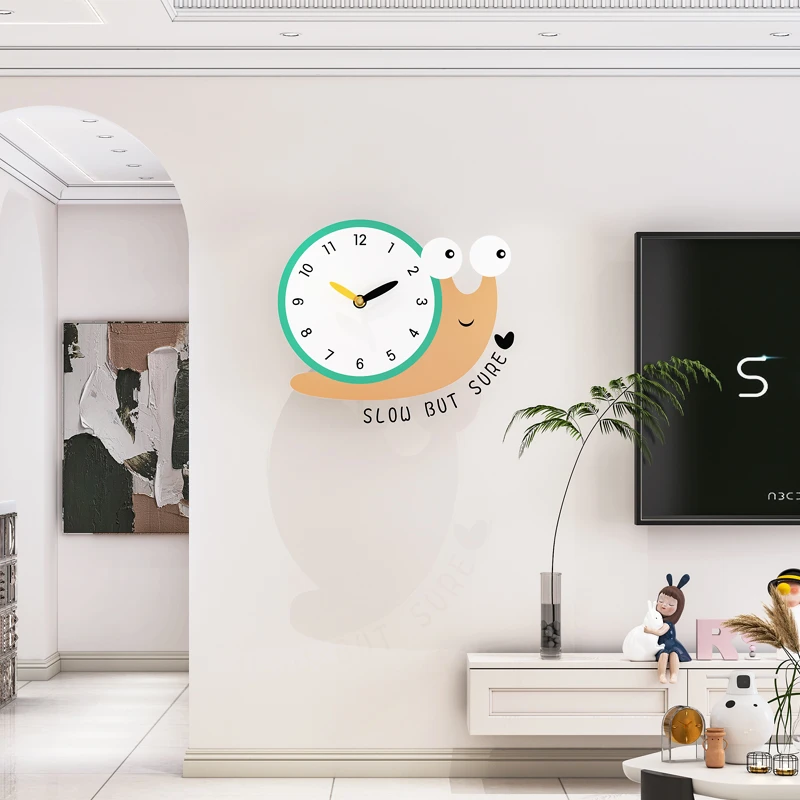 【品牌厂家】创意挂钟2023新款网红大气卡通钟表装饰静音时钟挂墙画
