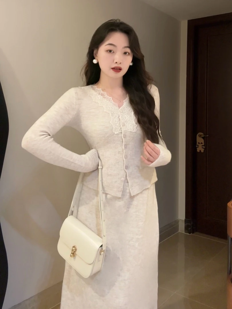 something叁熏 时尚套装白色蕾丝小香风秋冬显瘦修身打底连衣裙