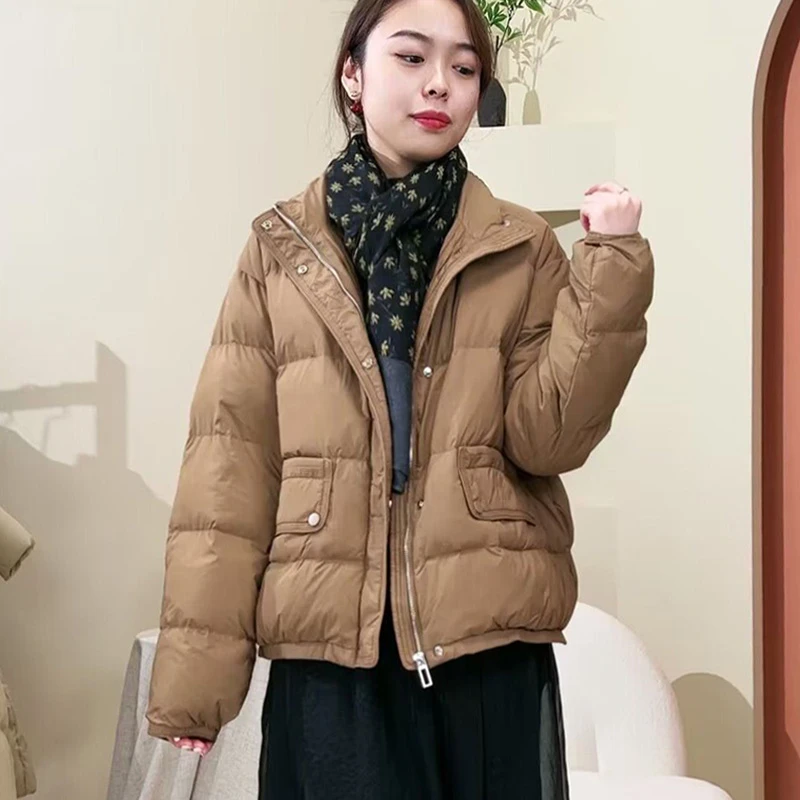 [90白鸭绒]新款宽松立领中等偏厚羽绒服女纯色鸭绒短款保暖外套