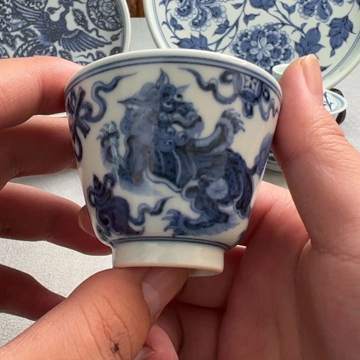 明续幽蓝狮子马蹄