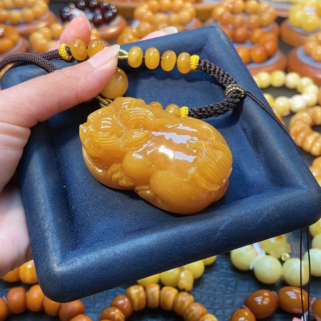 蜜蜡颈饰未镶嵌弹****他蜜蜡定制