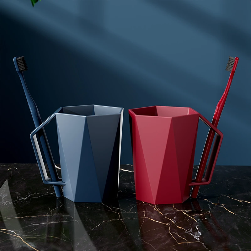 加厚带手柄牙刷杯情侣漱口杯红色刷牙洗漱杯加厚高档套装简约轻便