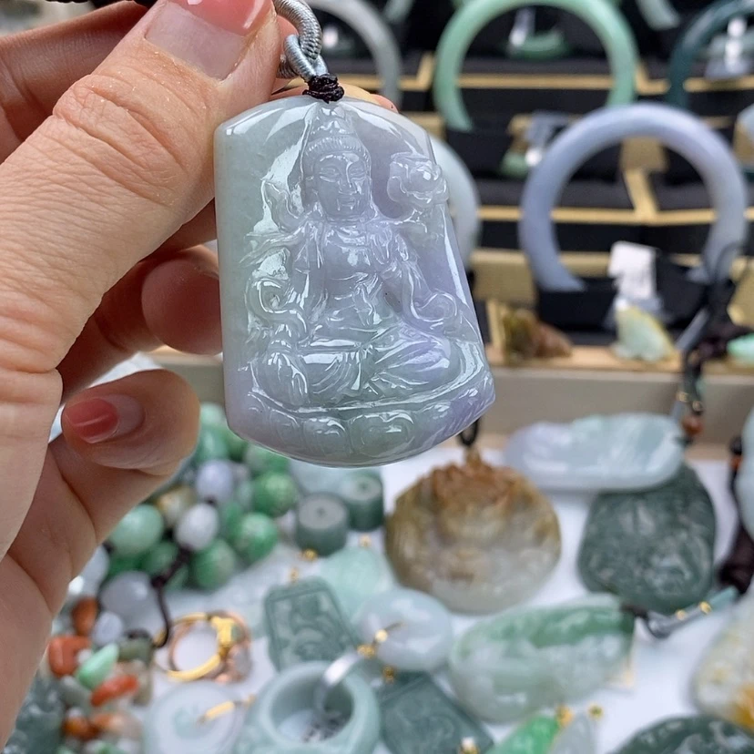 【闪购商品】翡翠颈饰未镶嵌