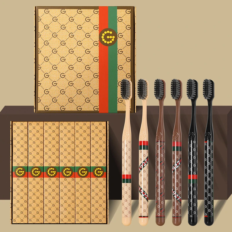 【达人专属】新款经典轻奢软毛牙刷防滑手柄宽头成人家用情侣牙刷