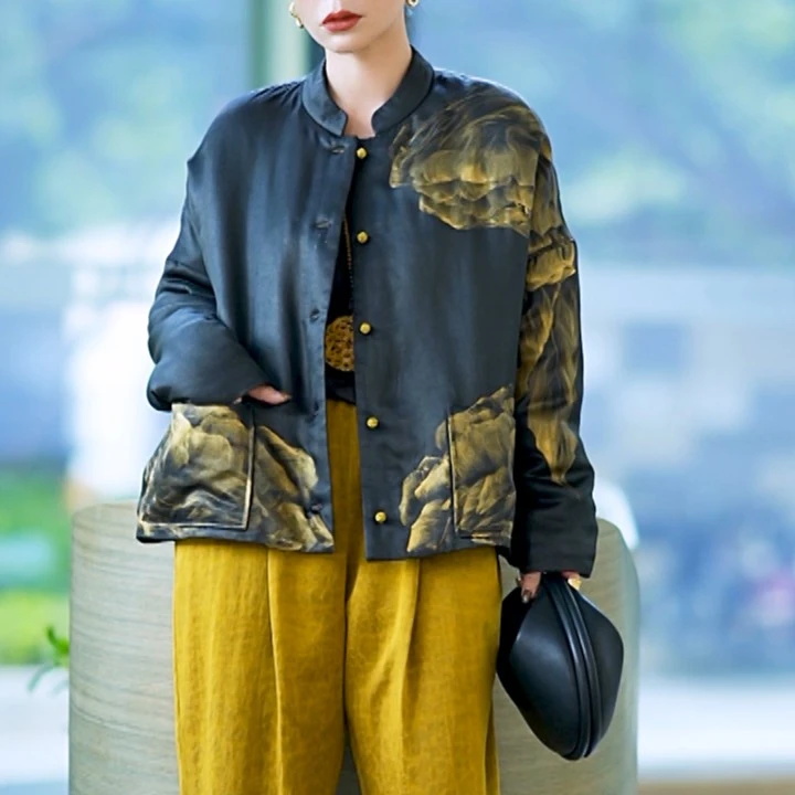 「利琪高订」国风中式设计师款气质手绘牡丹中短款棉外套A4067