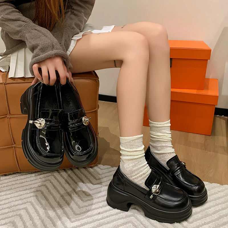 秋季新款英伦风厚底小皮鞋女2024黑色粗跟懒人一脚蹬jk配裙子单鞋