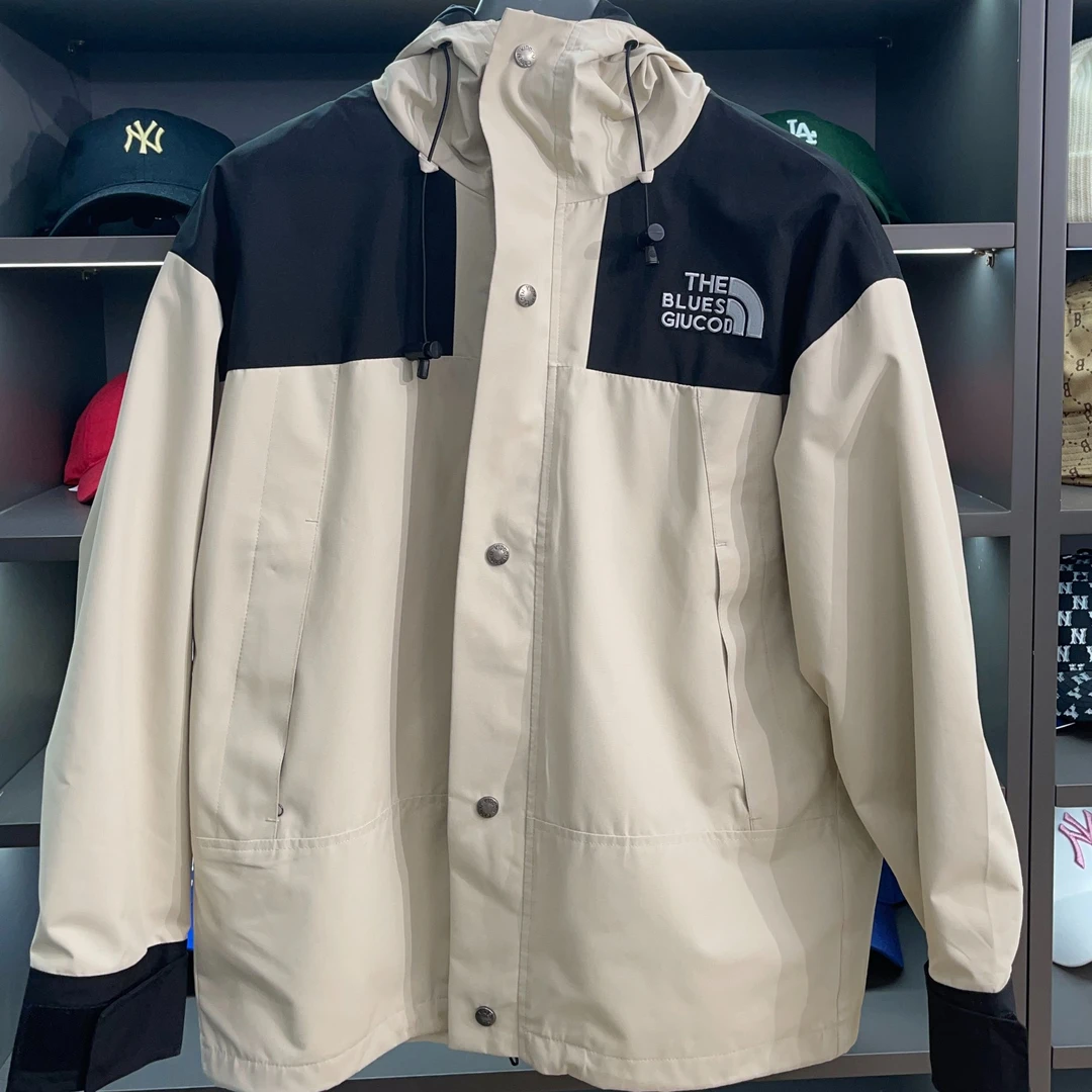 1990系列撞色情侣款户外运动防水冲锋衣男女款七七