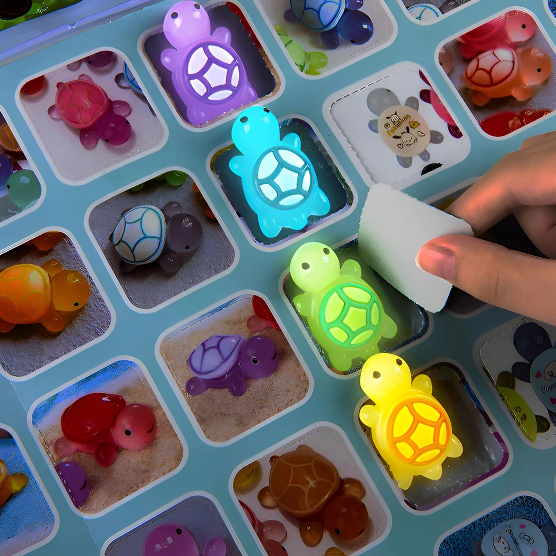 乌龟对对碰洞洞乐盲盒玩具2024新款女孩全红同婵款夜光小乌龟玩偶