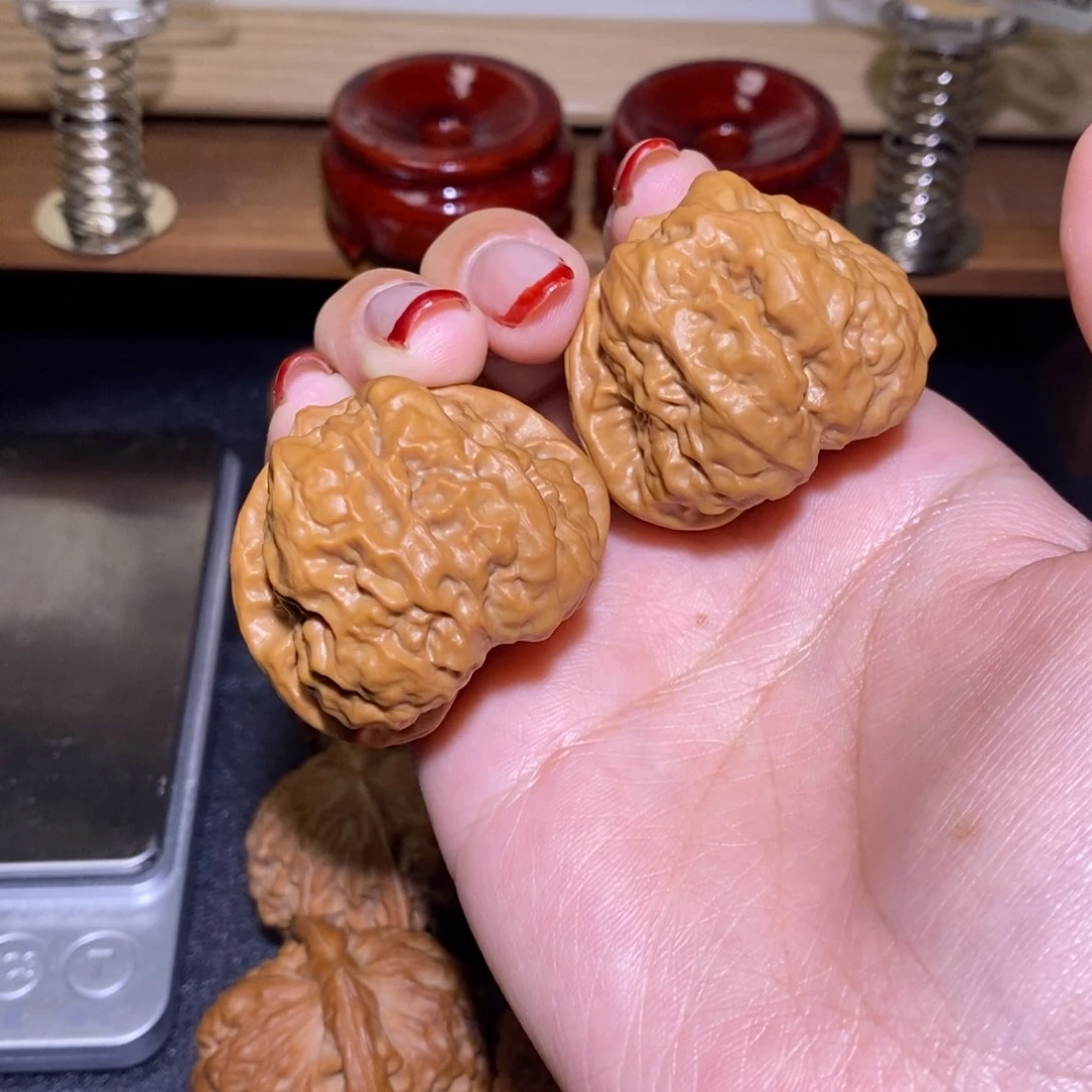 文玩核桃把件蛤蟆头