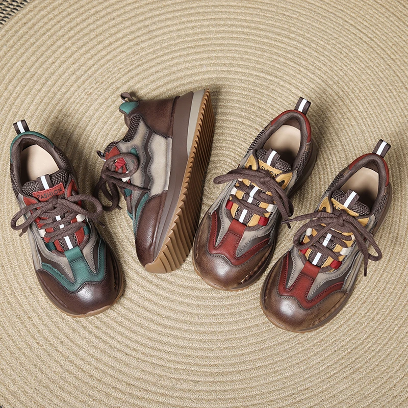 24558E时尚真皮秋冬休闲鞋女防滑厚底轻便运动复古手工加绒冬棉鞋