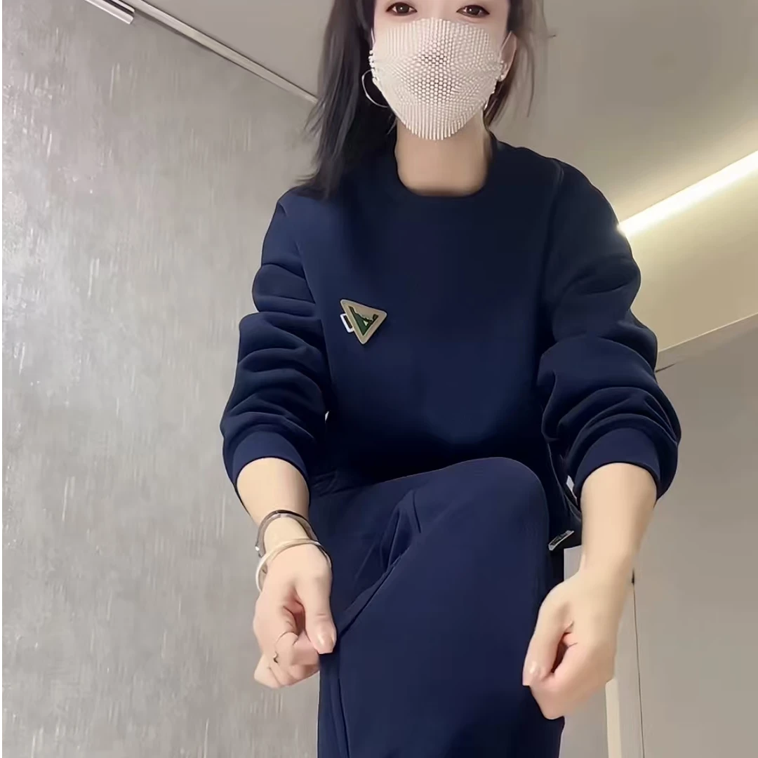 加绒三角标运动时尚套装卫衣卫裤俩件套气质长袖休闲女士宽松圆领