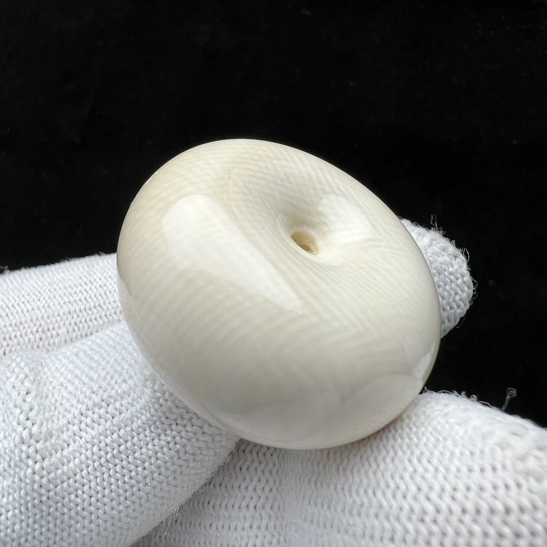 A2479天然猛犸牙 平安扣  32*16mm支持鉴定 假一罚四